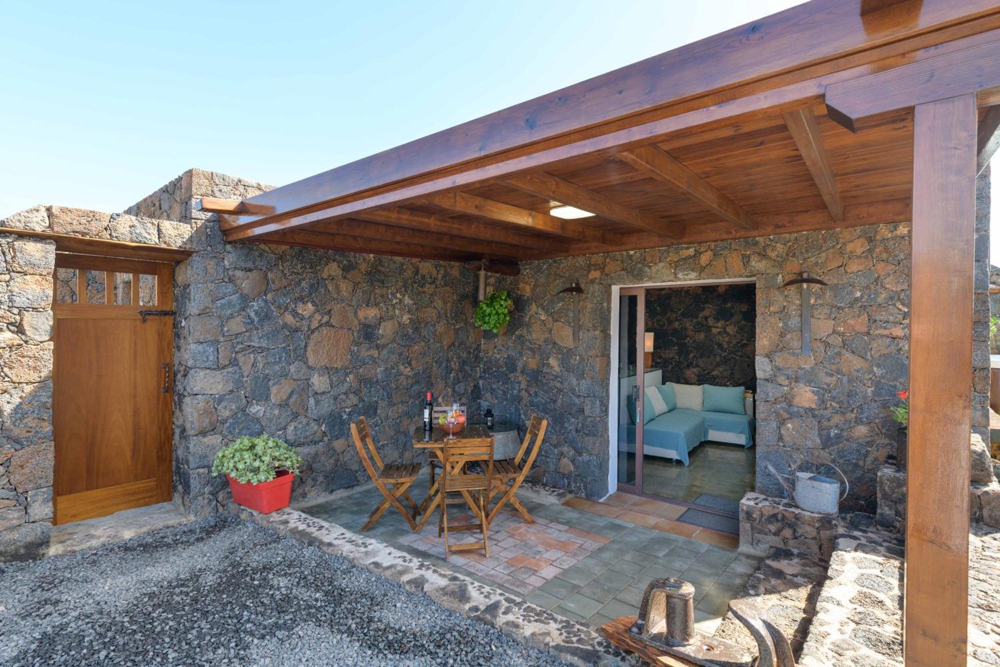 Apartamento Los 4 Nobles Tinajo Exterior foto